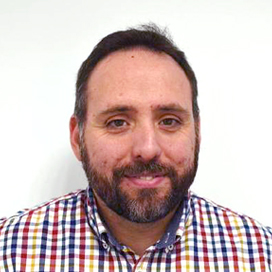 Javier Gómez, miembro del Servicio de Proyección Digital, Universidad de Salamanca
